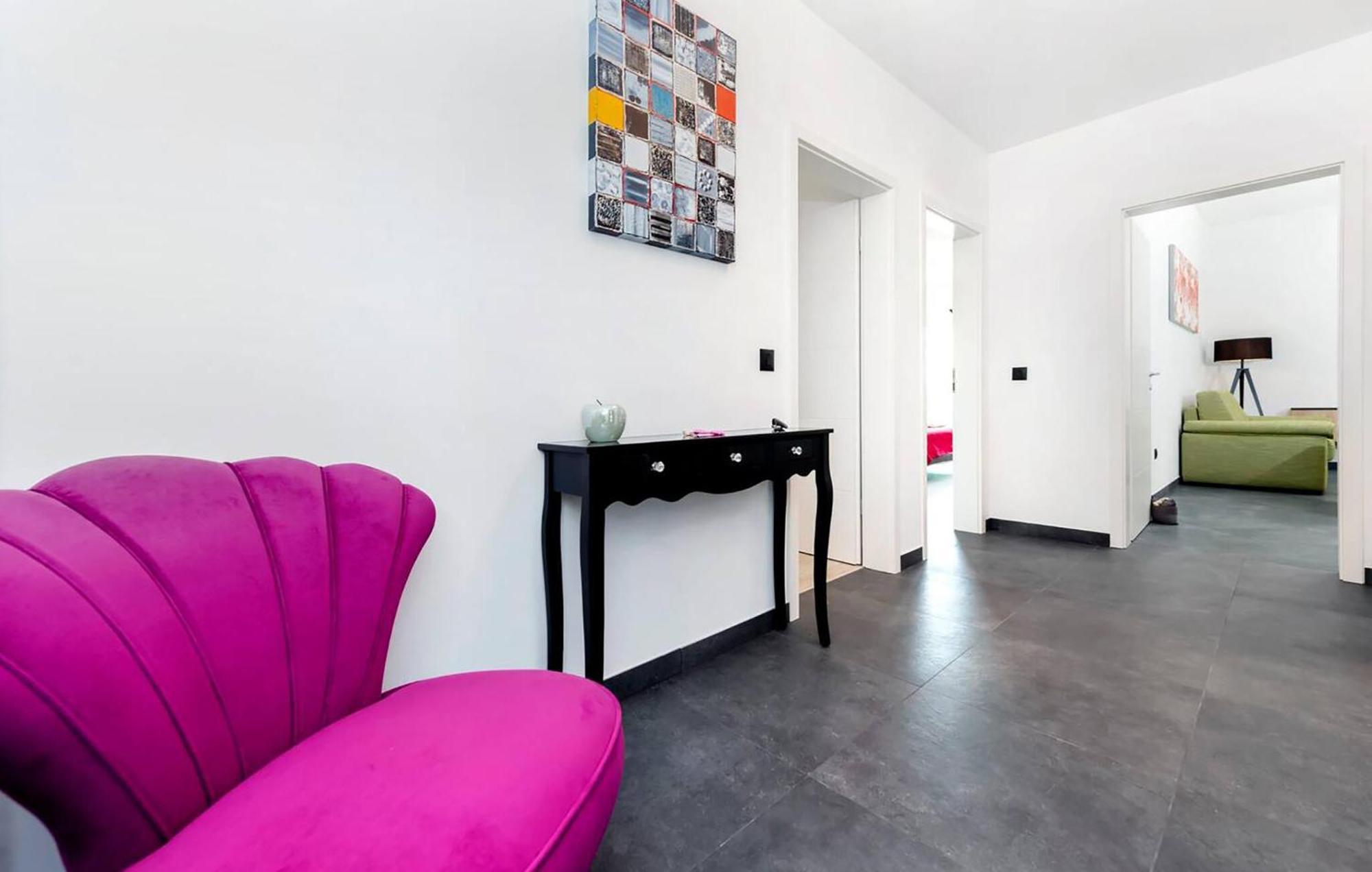 2 Bedroom Awesome In Rovigno