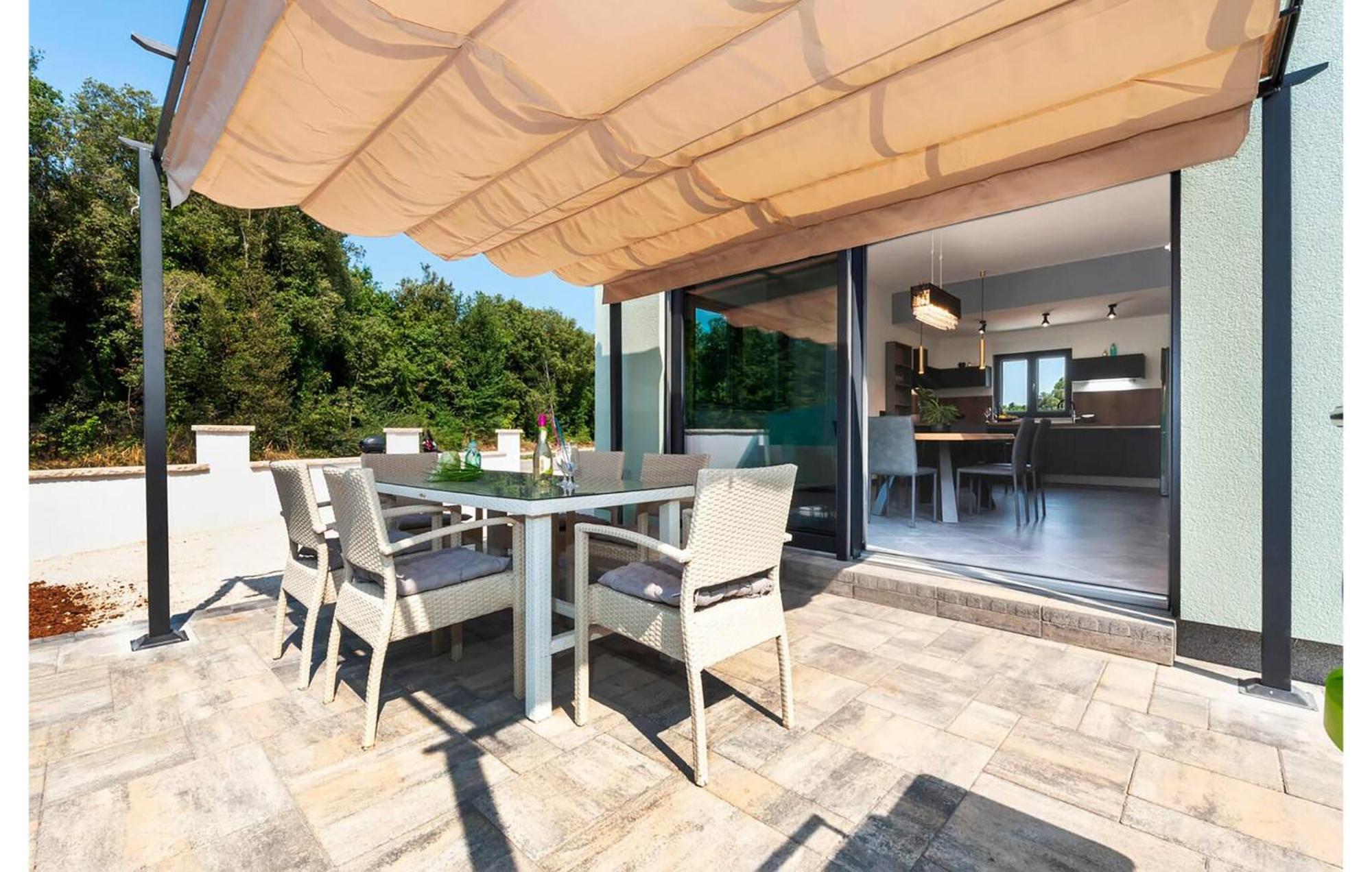 2 Bedroom Awesome In